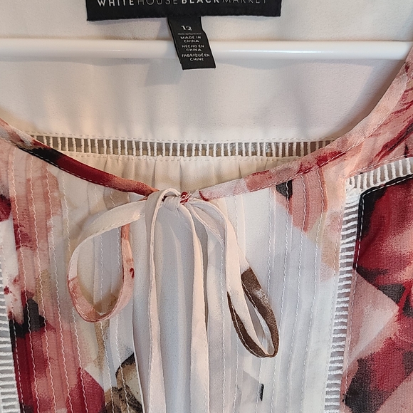 Floral Chiffon Blouse - Picture 3 of 8